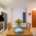 Astrid - Rodzinny 2pok Ap Blisko Morza Parking, Basen Z Sauna W Cenie *