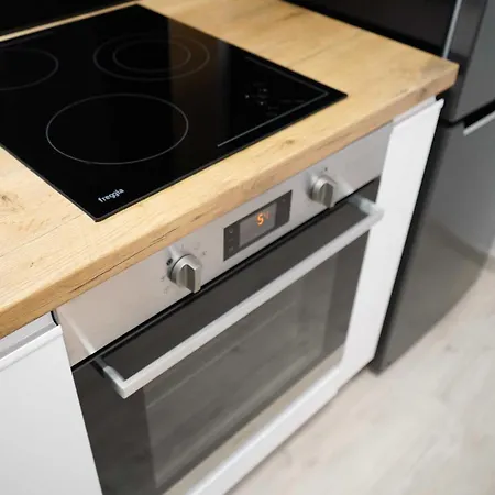 Apartament Lulu - Astrid - Dwupokojowy Blisko Morza - Parking I Basen Z Sauną W Cenie *