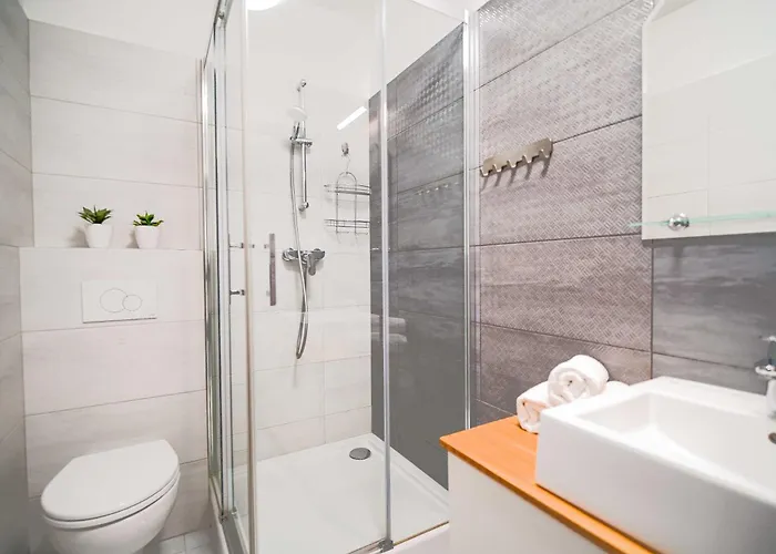 Lulu - Astrid - Dwupokojowy Blisko Morza - Parking I Basen Z Sauną W Cenie